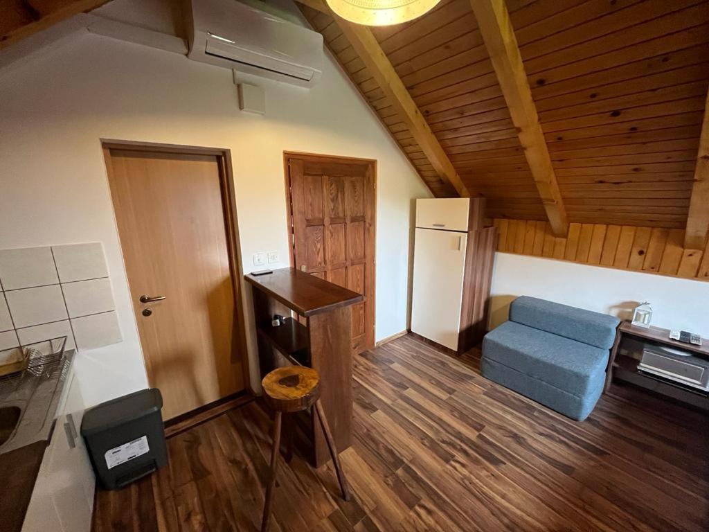 Cesargradska Klet Apartamento Tuhelj Exterior foto