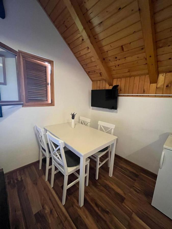 Cesargradska Klet Apartamento Tuhelj Exterior foto